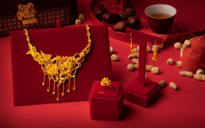 金价翻3倍三金成难题不是不想是结不起瓦力游戏app难怪大家不结婚！5年(图2)