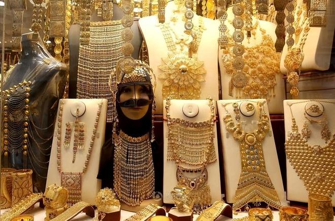 金价翻3倍三金成难题不是不想是结不起瓦力游戏app难怪大家不结婚！5年(图3)