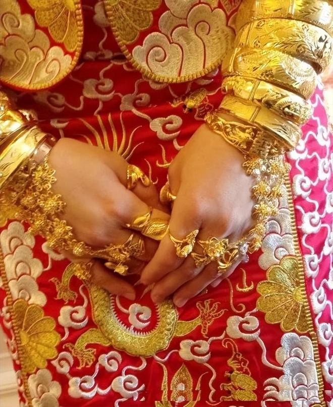 金价翻3倍三金成难题不是不想是结不起瓦力游戏app难怪大家不结婚！5年(图8)